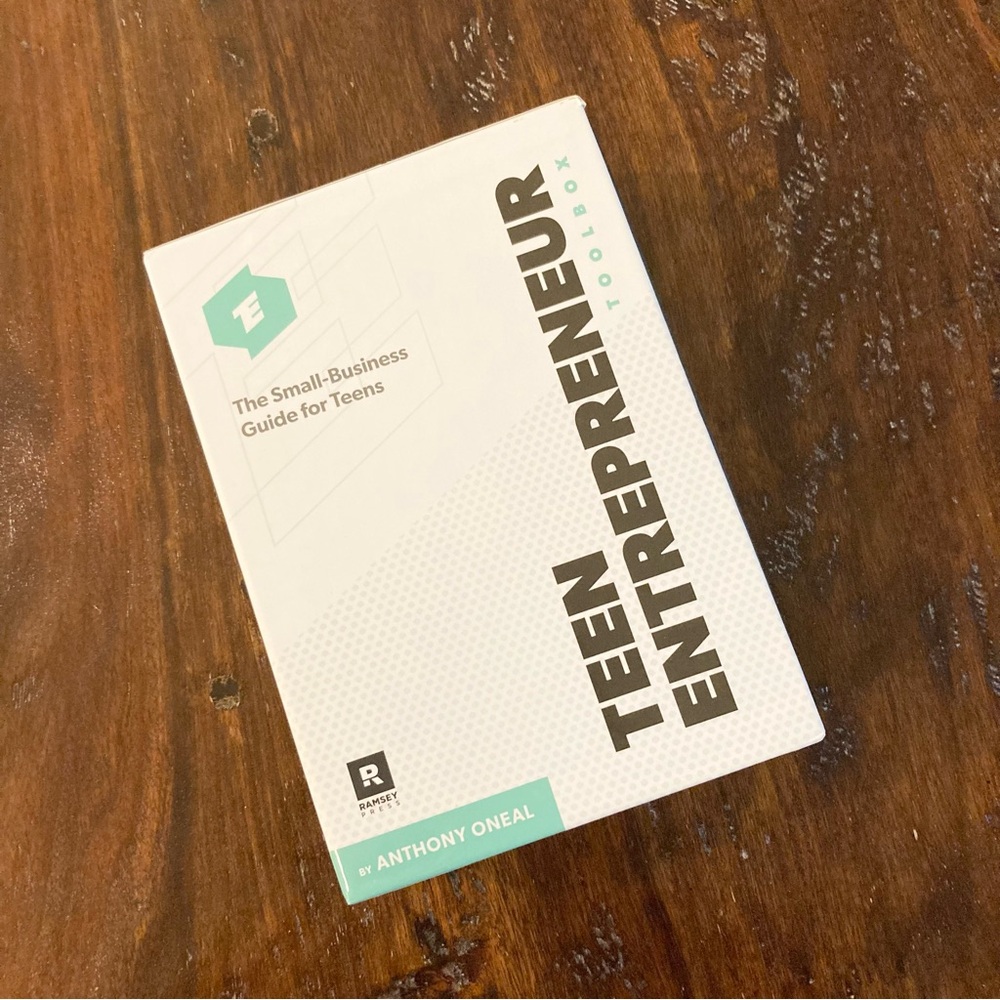 NWT Teen Entrepreneur Toolbox Book Set